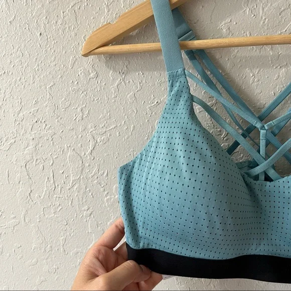 Victoria Secret Strappy Sports Bra Blue 34B - Picture 2 of 9